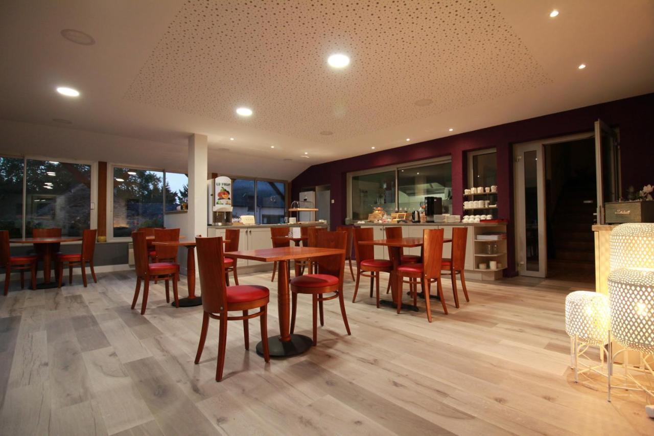 Logis Hotel Lodge La Valette Cesson-Sévigné Exteriör bild